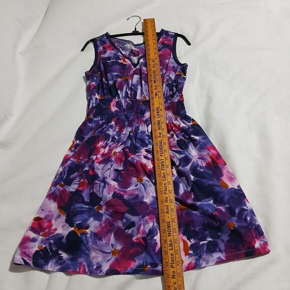 Simply Vera Vera Wang SP Sleeveless Fit-n-Flare V Neck Floral dress Knee-Length - Picture 12 of 15